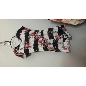 Women's Floral and Striped Romper Size Large- W16
